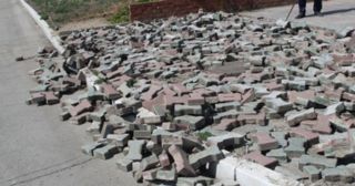 Демонтаж тротуарной плитки Вичуга, цена от 2937 руб.